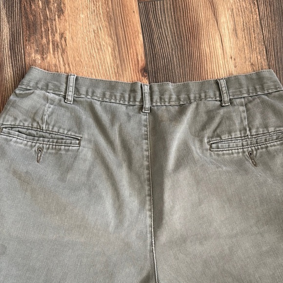 Vintage Polo by Ralph Lauren Shorts. Size 34. - Picture 5 of 7